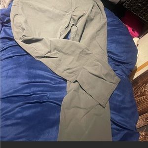 Mens Kuhl pants size 35x30